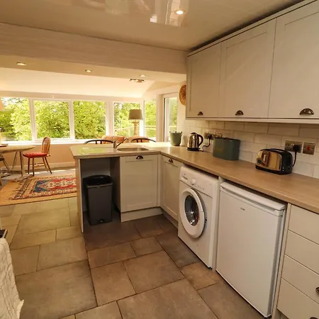 Kirkland Howe Frizington