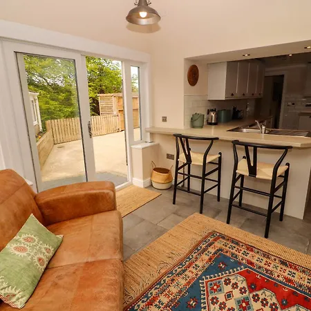 Kirkland Howe Frizington