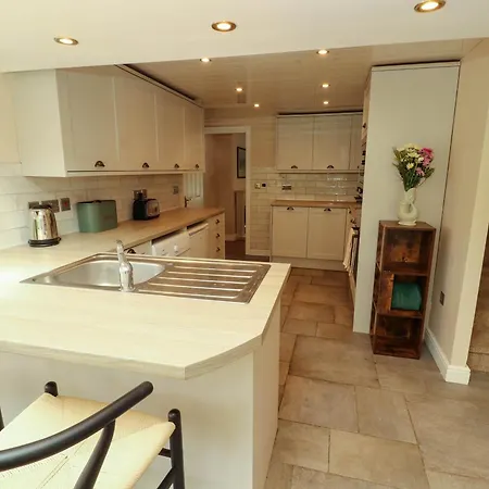 Kirkland Howe * Frizington